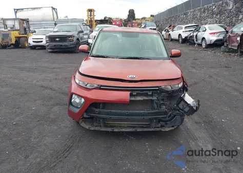 2020 Kia Soul Lx z USA, uszkodzony, nr VIN KNDJ23AU2L7100842